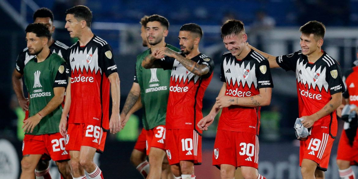 Chelsea entering pole position to sign £38m midfielder after making contact
